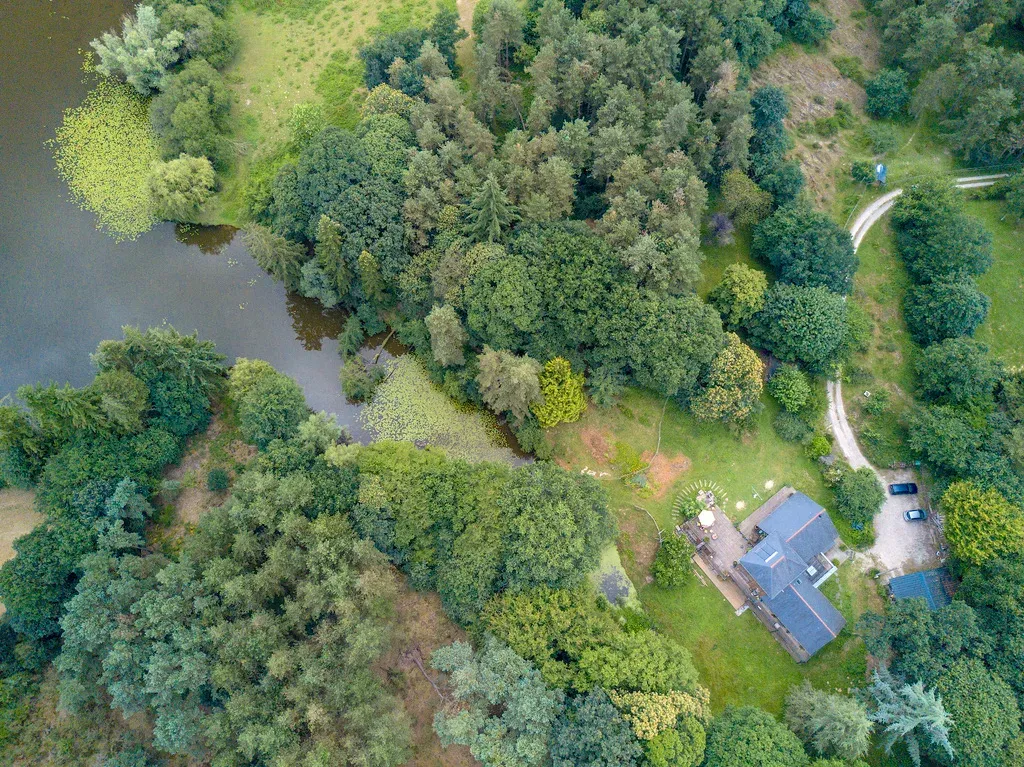 Nature Estate in Brocéliande : A 10-Hectare Retreat Near Rennes for Events & Immersive Workshops
