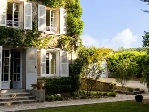 Your seminar in the heart of nature near Paris : Elegant Manor House & Guest House for your professional events