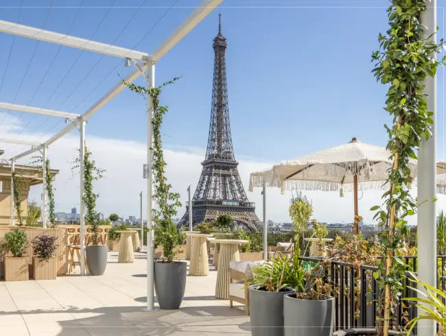 Eiffel Tower View Rooftop Terrace - Events in Paris 16th