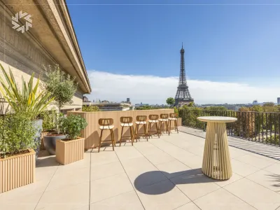 Eiffel Tower View Rooftop Terrace - Events in Paris 16th