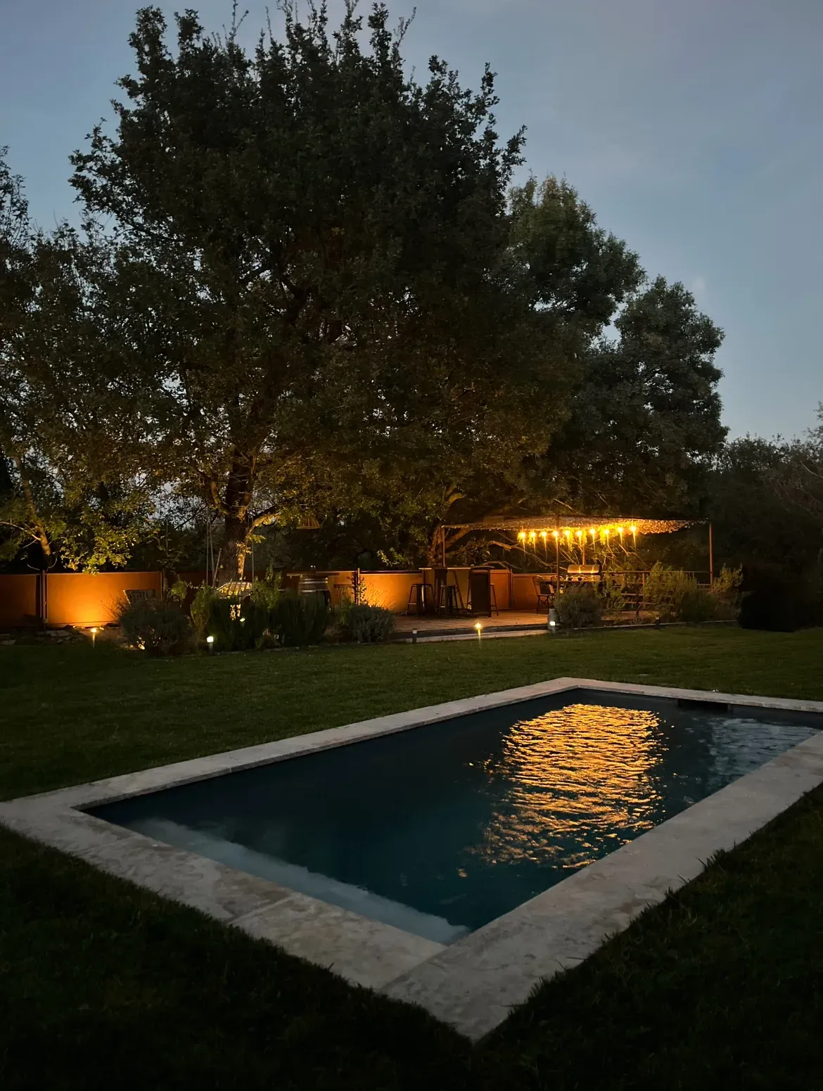 Garden with Swimming Pool & Bar | Private Events in Mazaugues (Var)
