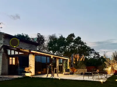 Garden with Swimming Pool & Bar | Private Events in Mazaugues (Var)