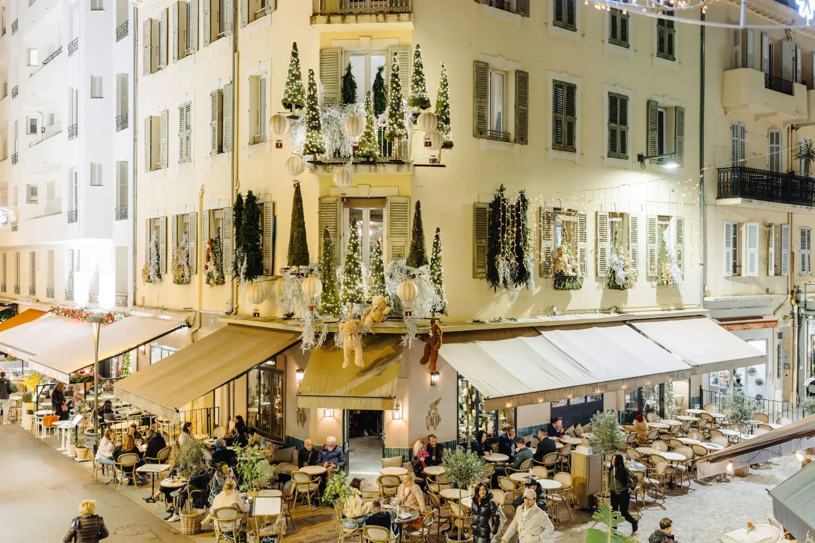 Authentic Cannes Bistro for Events with French Seasonal Cuisine