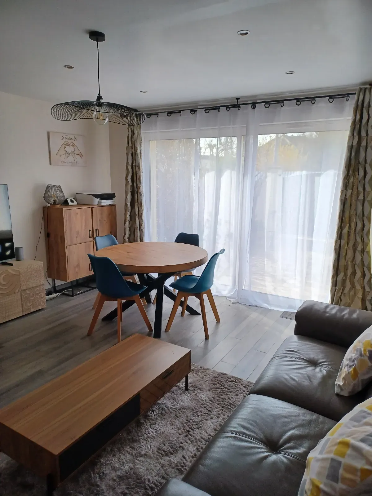 Spacious 90 m² House for Photo Shoots & Productions Near Paris