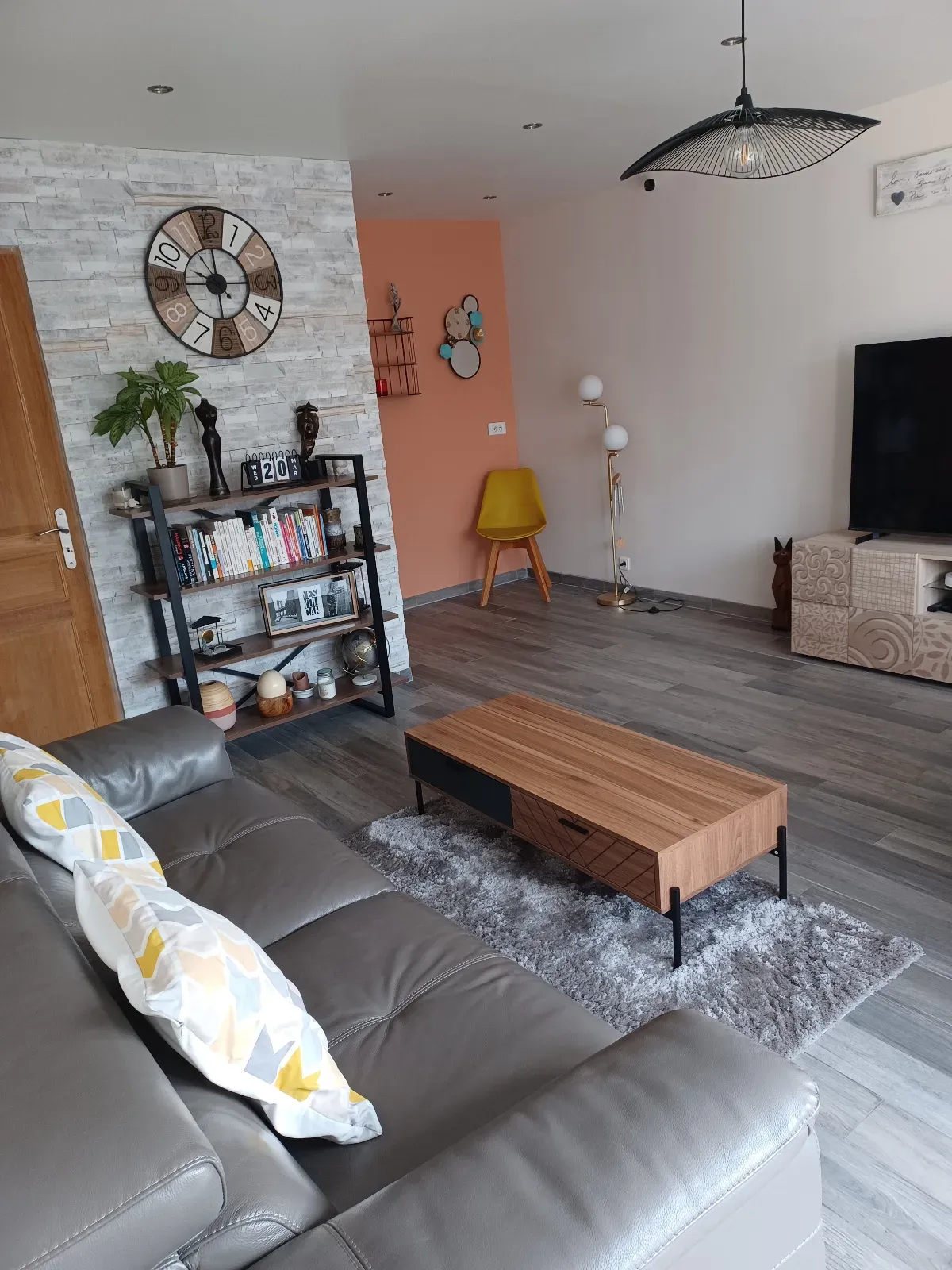 Spacious 90 m² House for Photo Shoots & Productions Near Paris