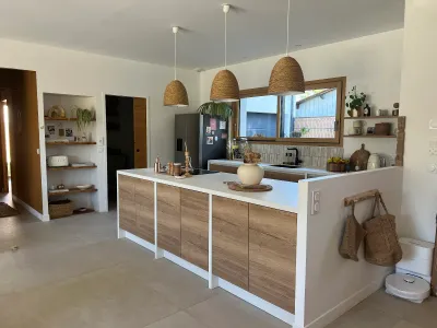 Californian-Balinese Style House for Events in Virelade