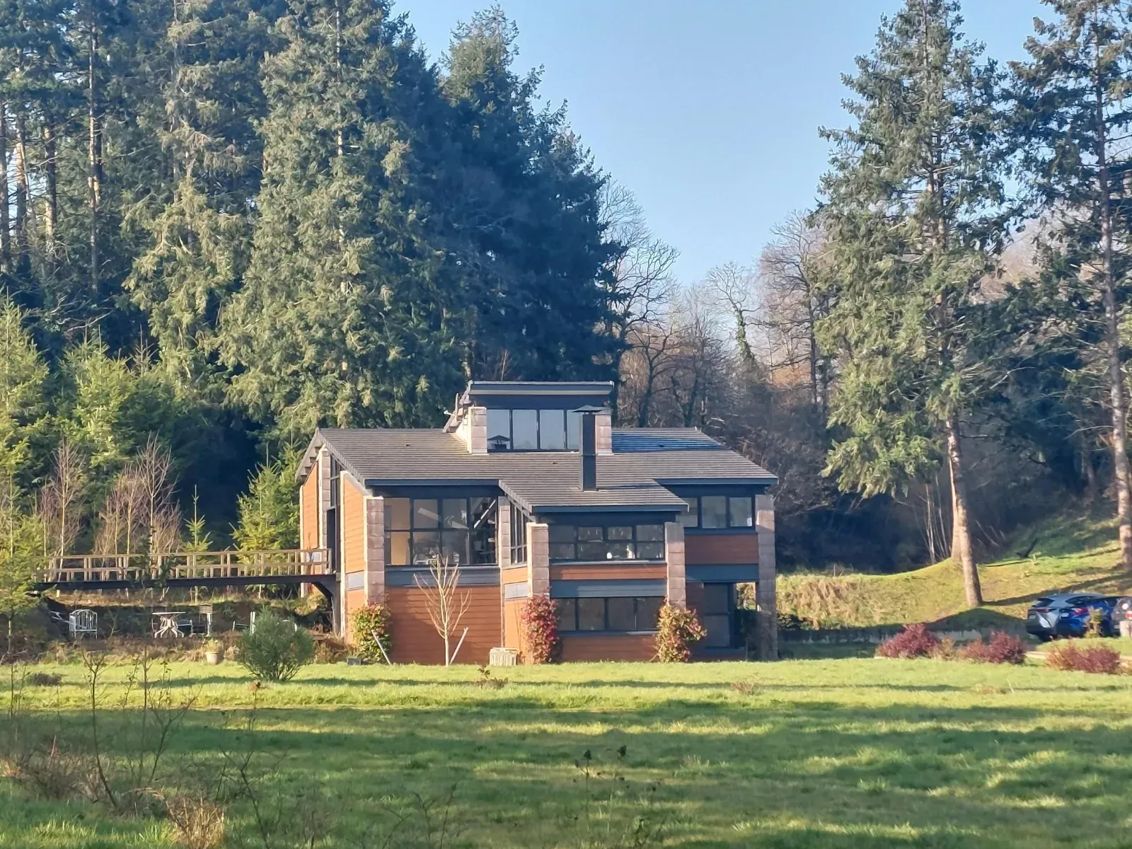 Unique Architect-Designed Event Venue with Garden & Pond near Nantes