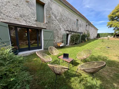 Unique Countryside Seminars 1 Hour from Paris 17th-Century Farmhouse