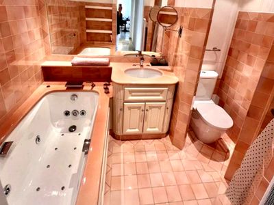 Luxury Apartment with Panoramic Sea Views in Cannes