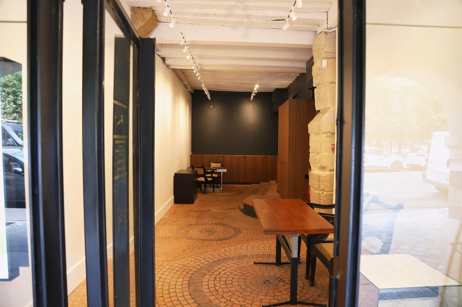 Art Gallery in Paris Marais Exhibition & Event Space