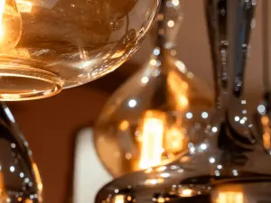 Cosy Venue in Le Suquet, Cannes - Authentic Restaurant & Events Space