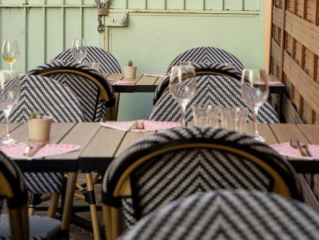 Cosy Venue in Le Suquet, Cannes - Authentic Restaurant & Events Space