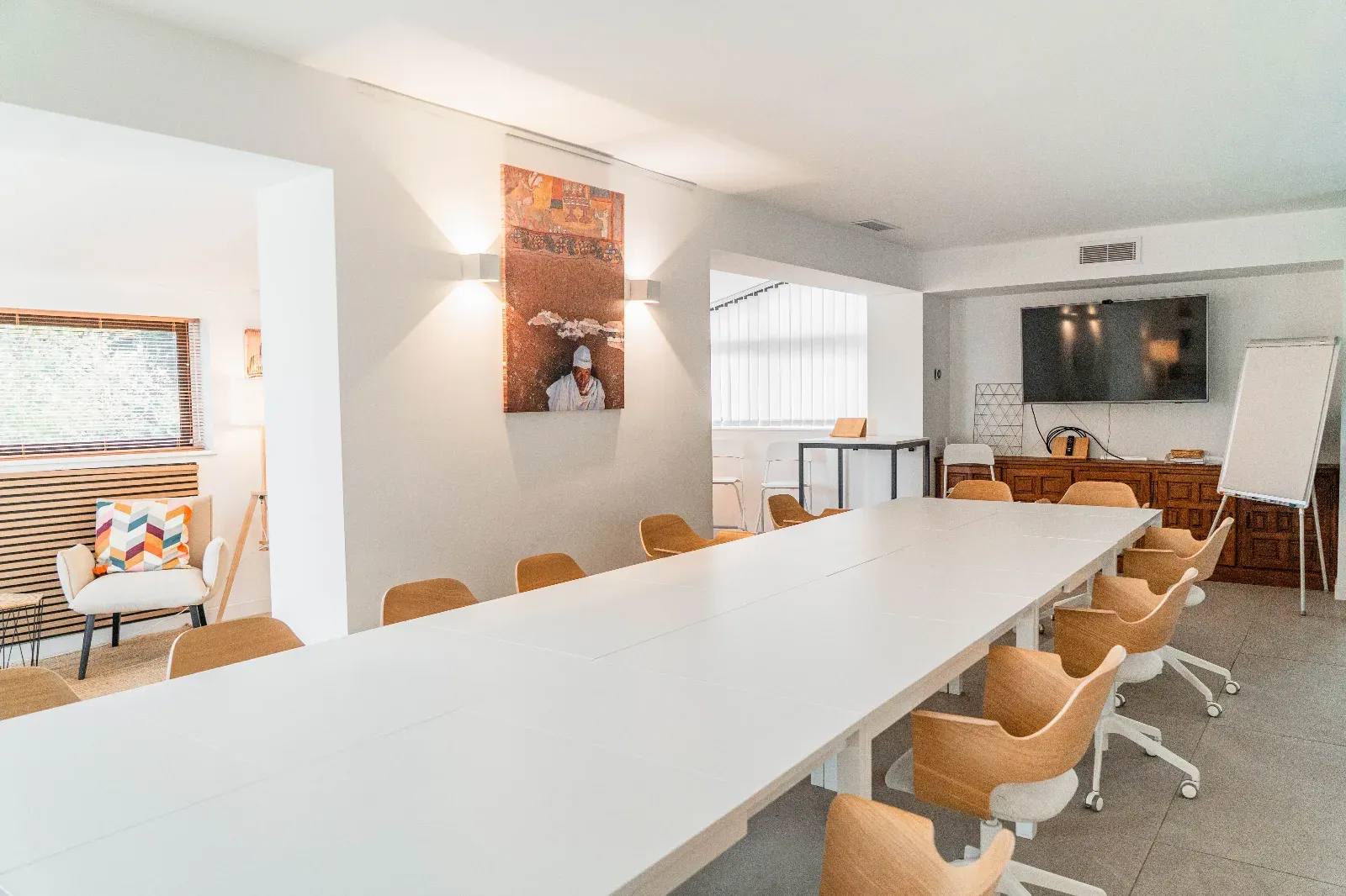 Versatile Meeting Room in Biot for Events up to 25 People