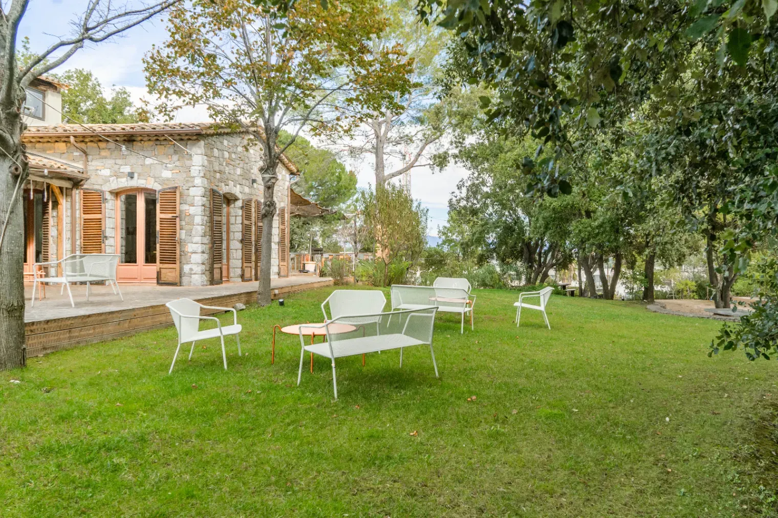 Versatile Meeting Room in Biot for Events up to 25 People