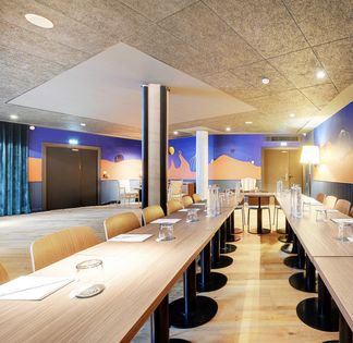 Private Event Room in Paris | 75m² Parquet Flooring