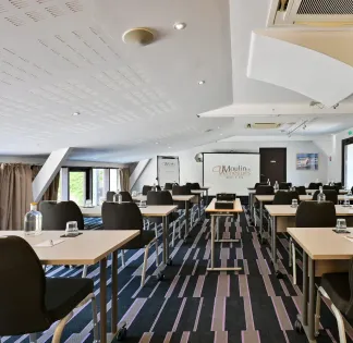 67 m² Meeting Room for Seminars & Corporate Events in Mallemort