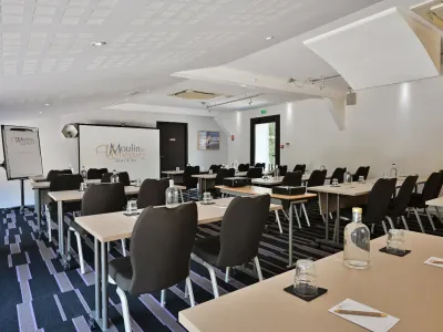 67 m² Meeting Room for Seminars & Corporate Events in Mallemort