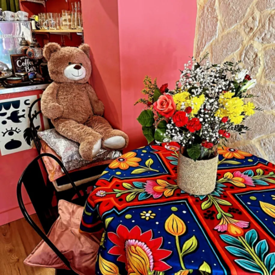 Charming Art & Well-Being Venue in Paris