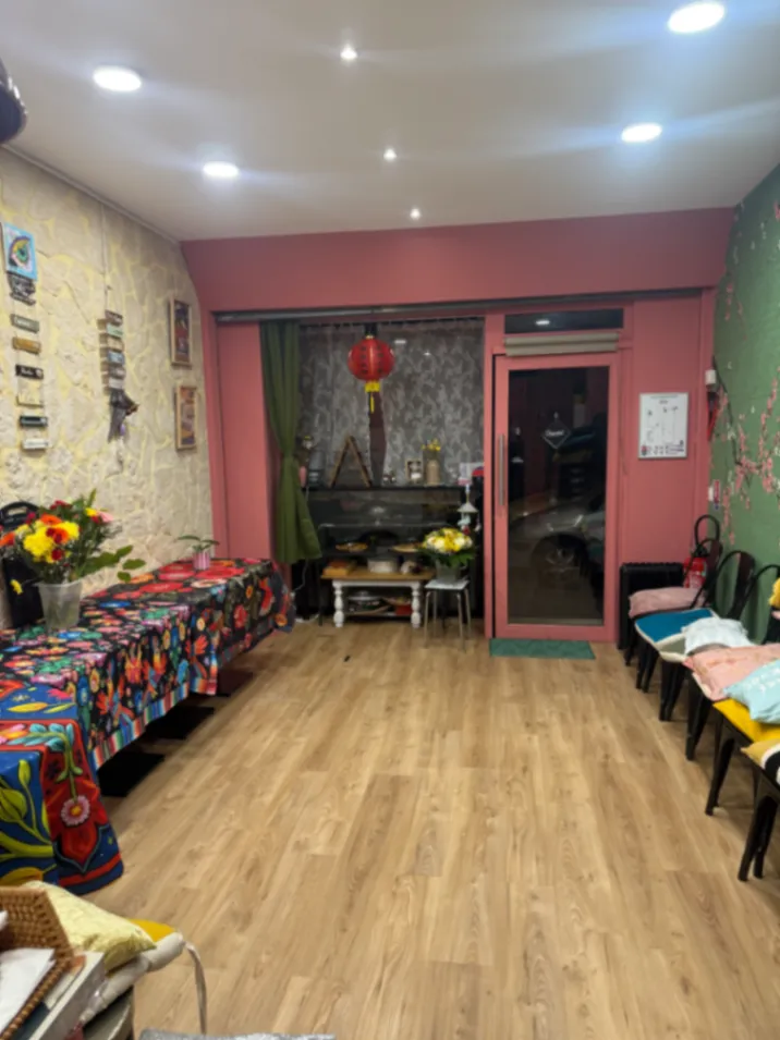 Charming Art & Well-Being Venue in Paris
