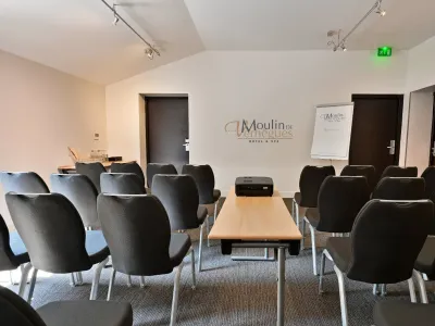 31m² Meeting Room for Seminars & Corporate Events in Mallemort