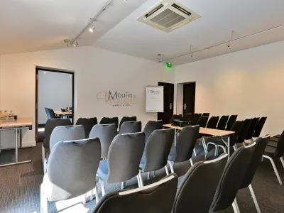 31m² Meeting Room for Seminars & Corporate Events in Mallemort