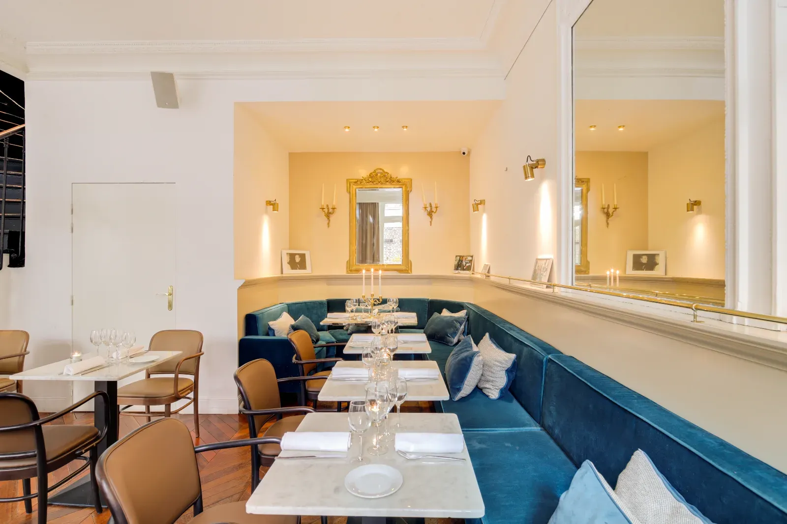 Venezia & Firenze Lounges: Elegant Paris Event Venues with Terrace Ambience