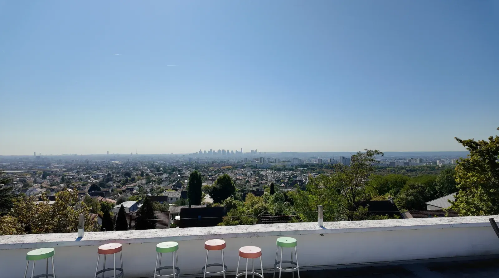 Panoramic Penthouse with 360° Terrace and view over Paris