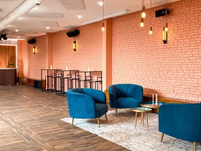 Espace Événementiel Moderne à Paris pour Réunions et Soirées