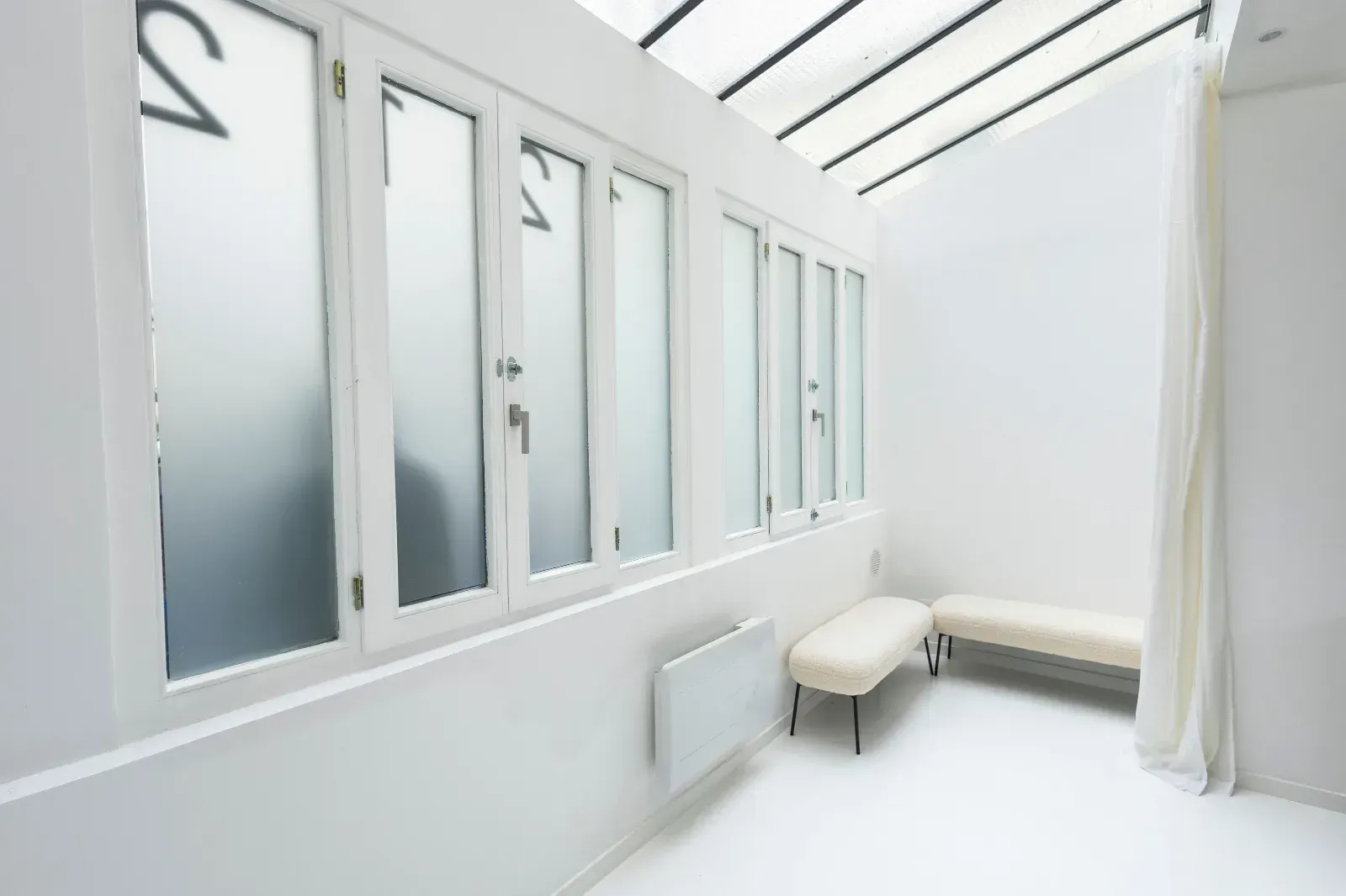 Creative Studio in Paris: Flexible Courtyard Space for Events & Production