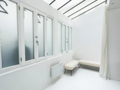 Creative Studio in Paris: Flexible Courtyard Space for Events & Production