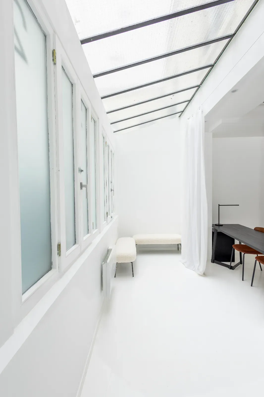 Creative Studio in Paris: Flexible Courtyard Space for Events & Production