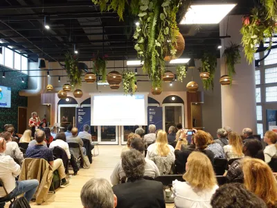 Versatile Event Space in Le Marais 19m² Meeting Room