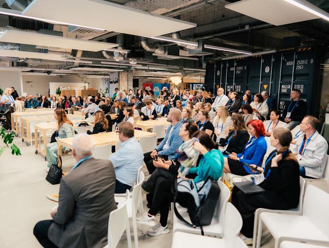 Hybrid Modular Venue in Lille Adaptable Event Spaces