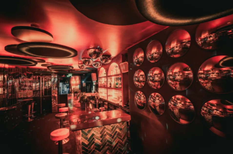 Night Club Cannes: Elegant Cocktail Bar & Event Venue
