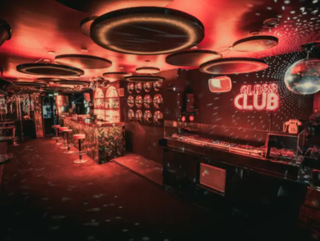Night Club Cannes: Elegant Cocktail Bar & Event Venue
