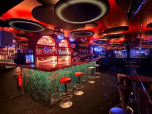 Night Club Cannes: Elegant Cocktail Bar & Event Venue