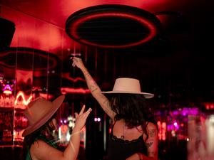 Night Club Cannes: Elegant Cocktail Bar & Event Venue