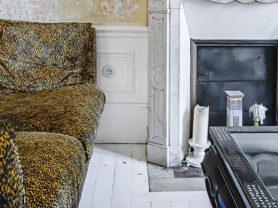 Historic Millstone House with Japanese Pool and Garden for Events