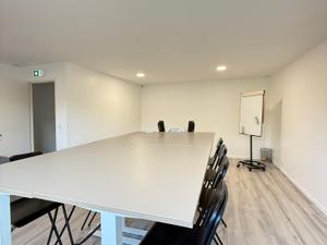 Spacious Meeting Room for Hire in Lormont | Up to 20 People