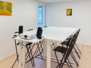 Modern Meeting Room for 15 in Lormont | Native Spaces
