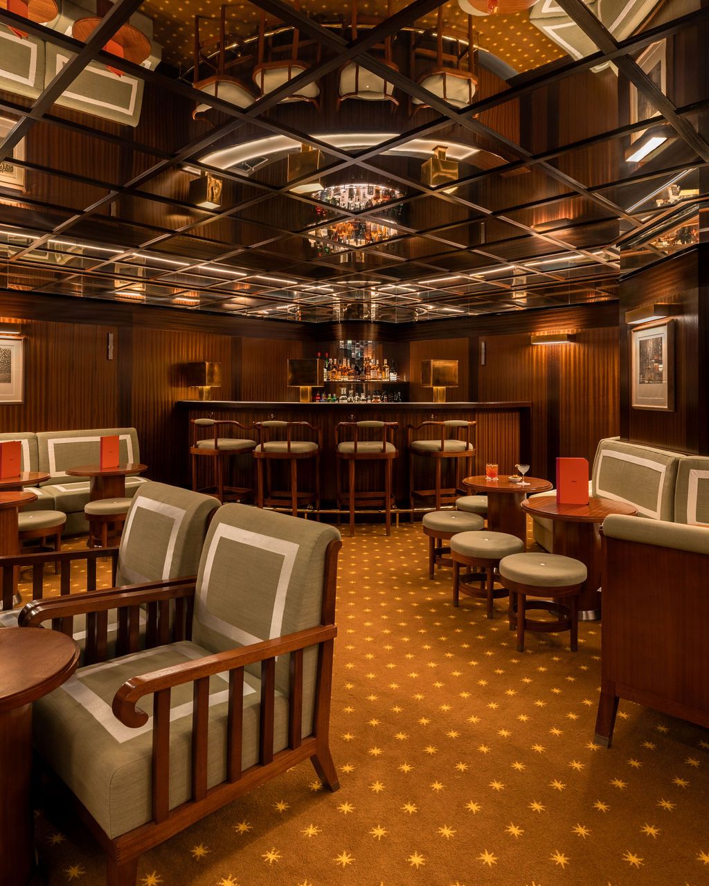 Confidential Bar Poppy 