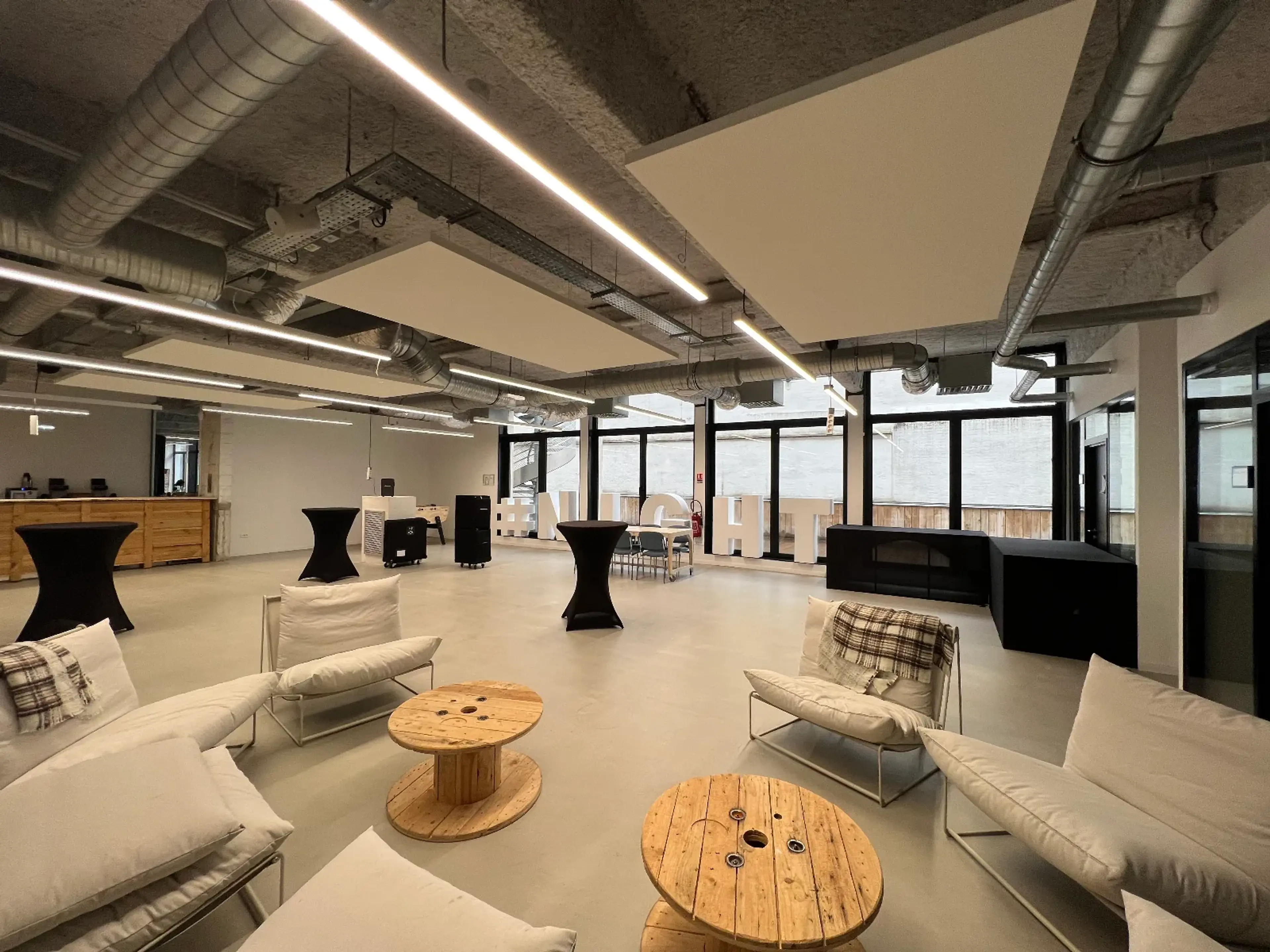 Workplace 1