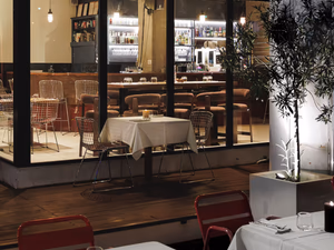 Elegant Marseille Restaurant with Terrace for Events & Catering