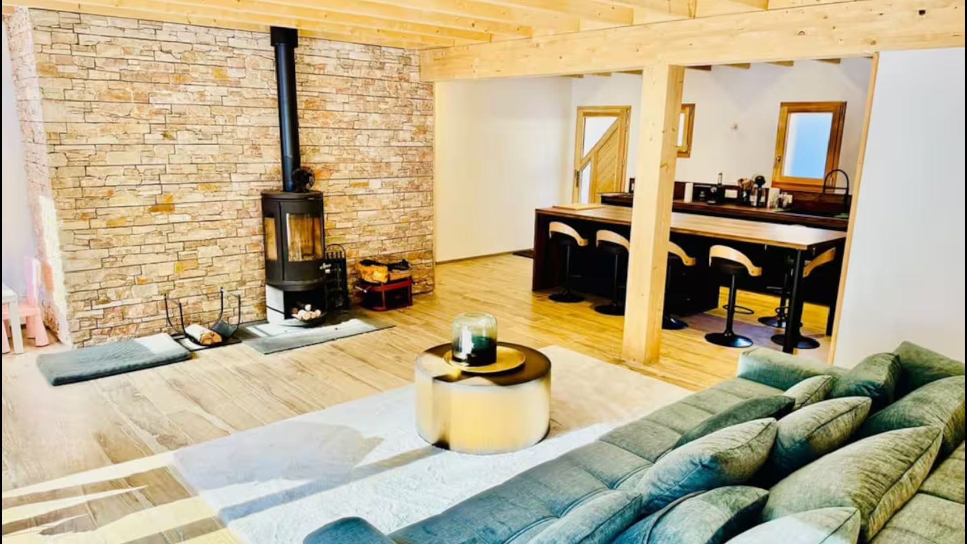 Charming Mountain Chalet - 5 Bedrooms for Events in Beuil