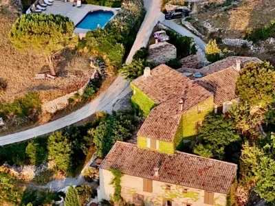 Authentic Provencal Mas with Heated Pool & Mountain Views