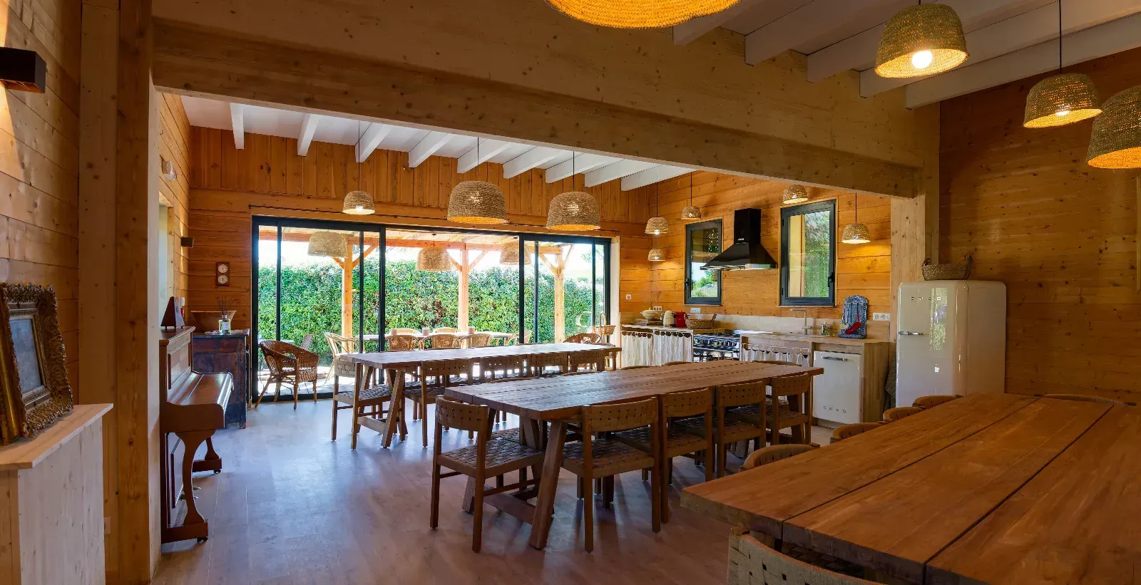Authentic Provencal Mas with Heated Pool & Mountain Views