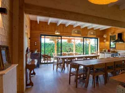 Authentic Provencal Mas with Heated Pool & Mountain Views