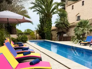 15th-Century Villa near Barcelona for Corporate Events