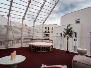 Triplex Bali Chic Venue with Rooftop Near Paris