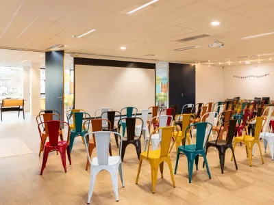 Modern Event Space in Villeurbanne Training Rooms & Seminar Venue